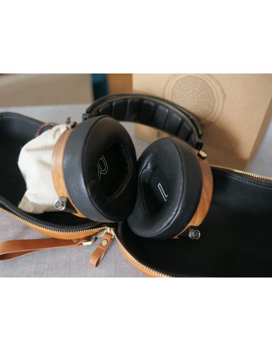 Sendy Audio Peacock Gold -Massive savings!!