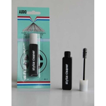 Stylus Cleaning Brush and Liquid