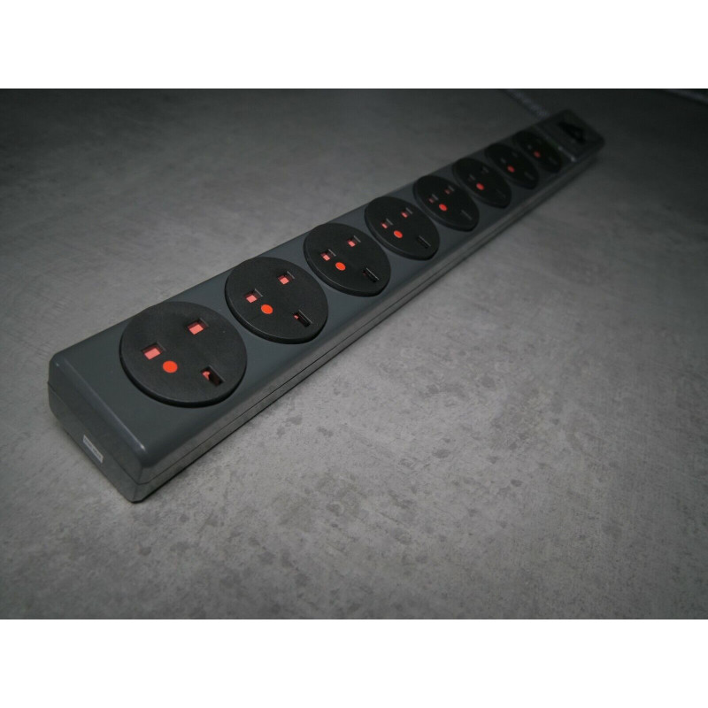 Purefonics Blue Point 8 Hi-Fi grade mains distribution block