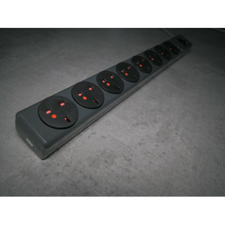 Purefonics Blue Point 8 Hi-Fi grade mains distribution block