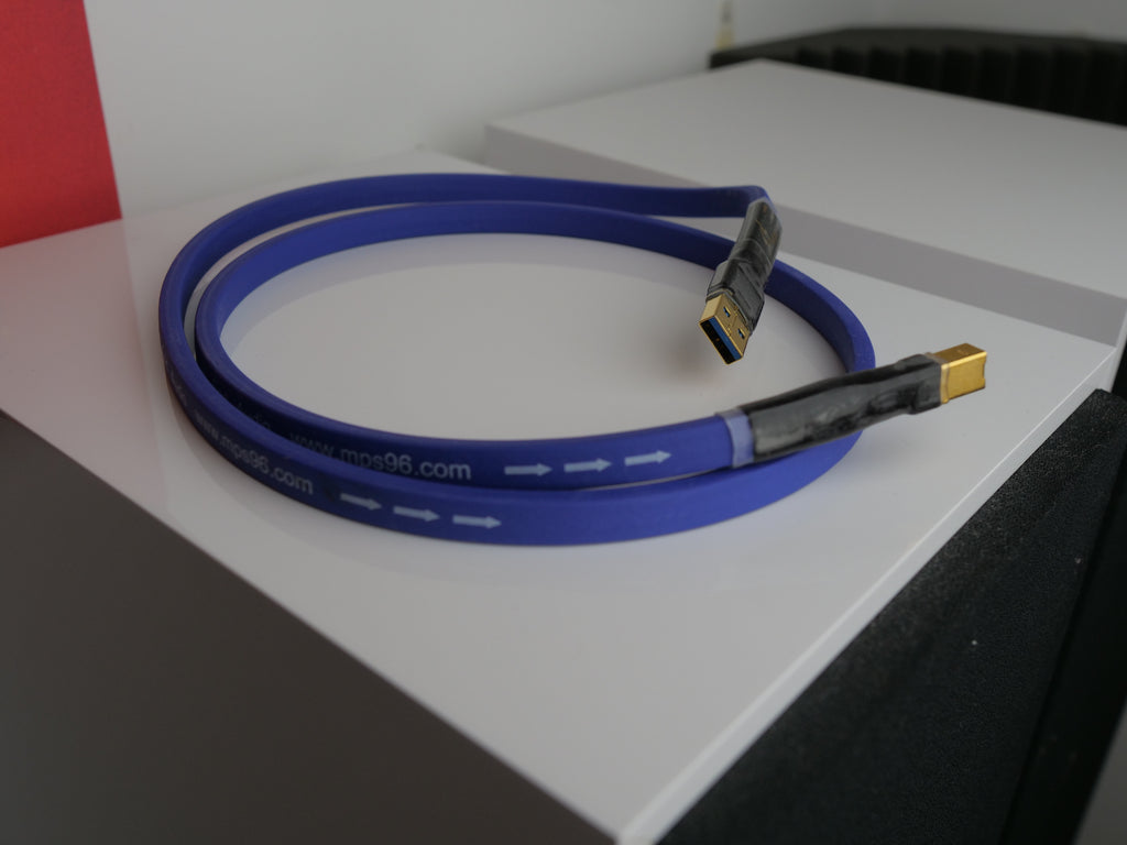 Blue USB cable with gold-plated ends
