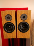 Pylon Audio Diamond Monitor 18 Dark Oak Slightly marked tweeter