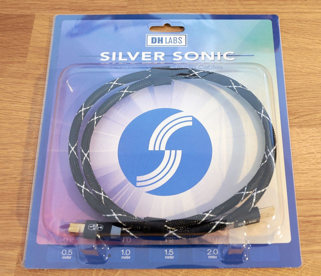 DH LABS USB cable in blister pack, black braided cable with SILVER SONIC branding