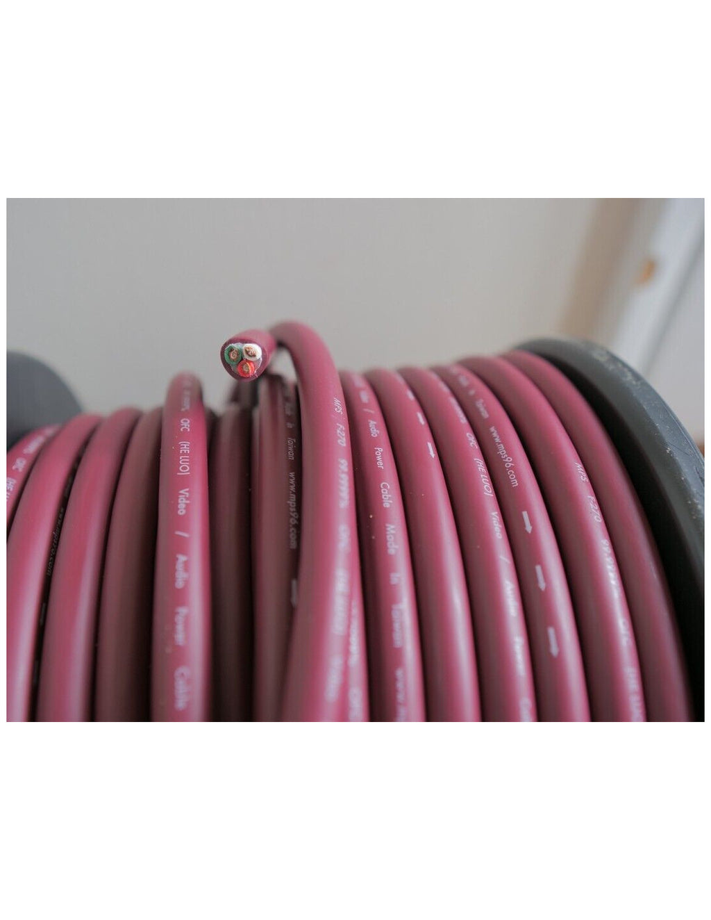 MPS F-270 mains power cable off the reel for your hi-fi system